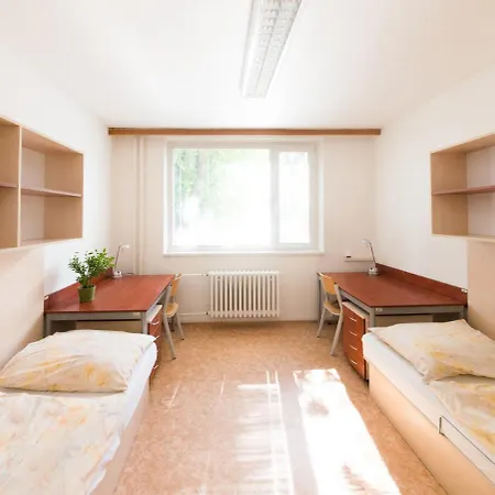 فندق Pod Palackeho Vrchem - Gprooms *